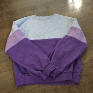 H&M girls sweatshirt size US 12-14